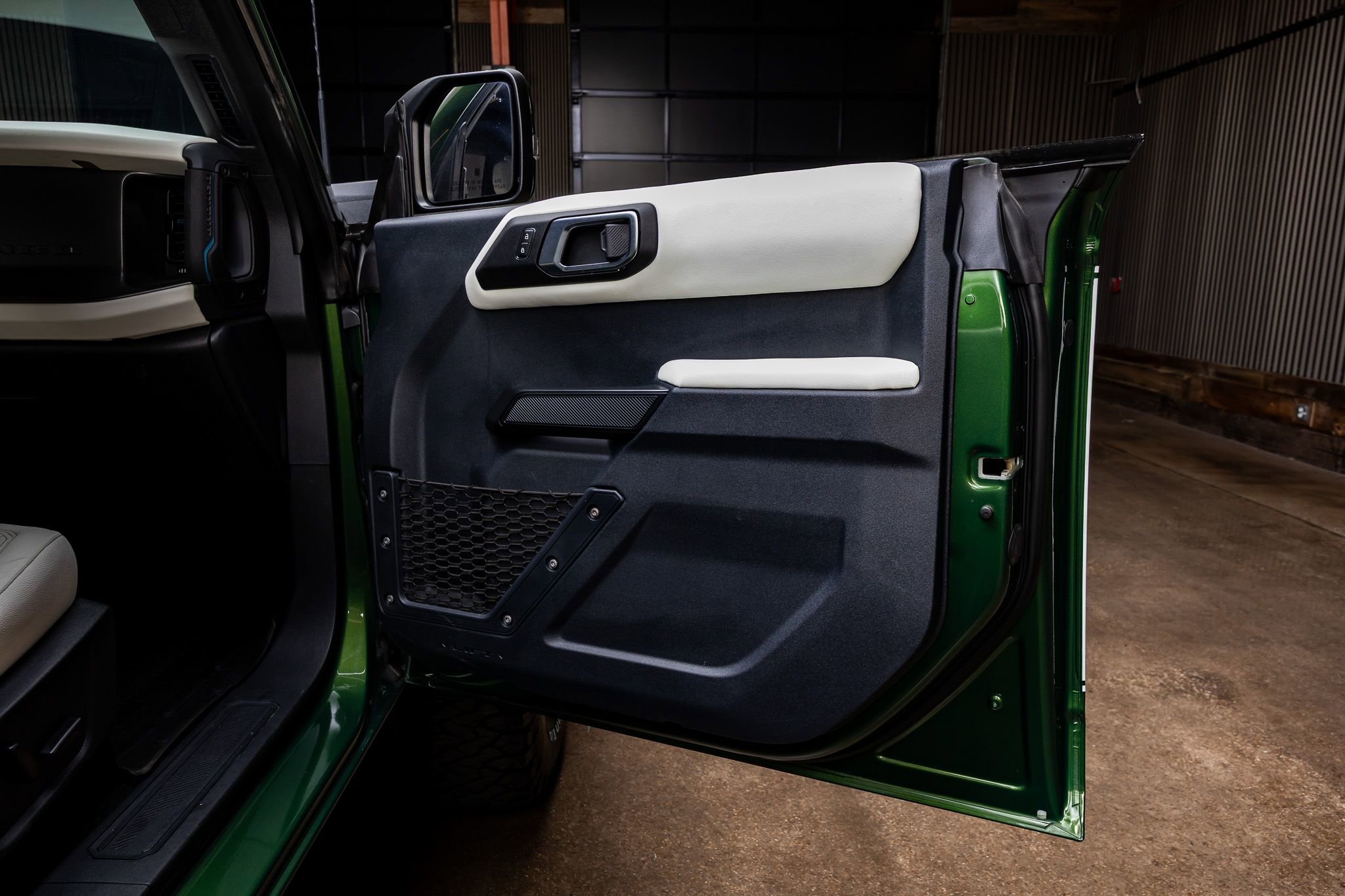 Used 2024 Ford Bronco Wildtrak image 37