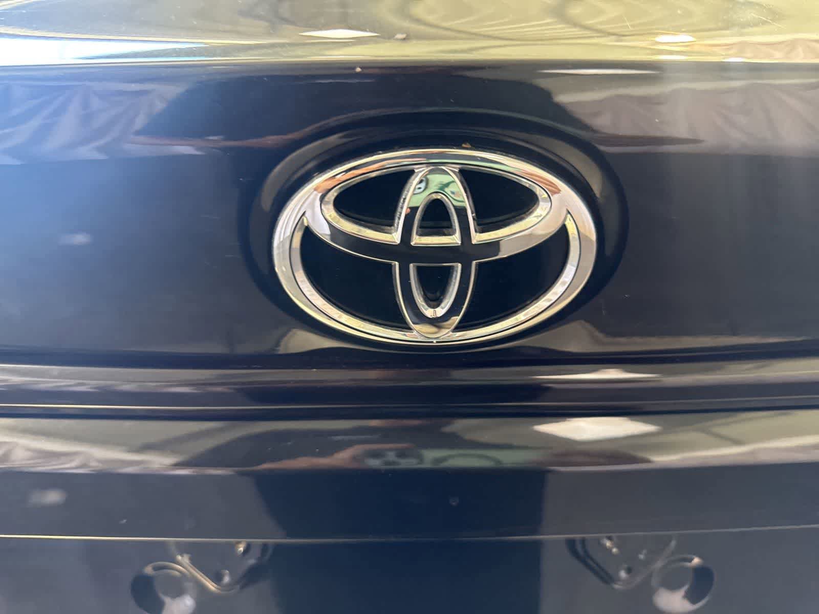 Used 2021 Toyota Corolla LE w/ Carpet Mat Package (TMS) FWD image 15