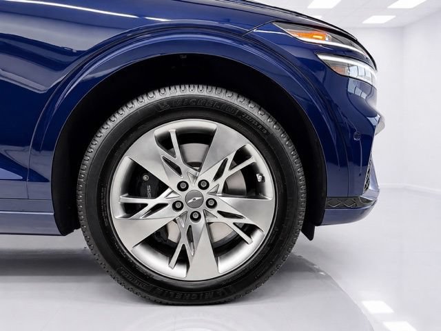 Used 2022 Genesis GV70 3.5T Sport w/ Sport Advanced Package AWD/4WD image 8