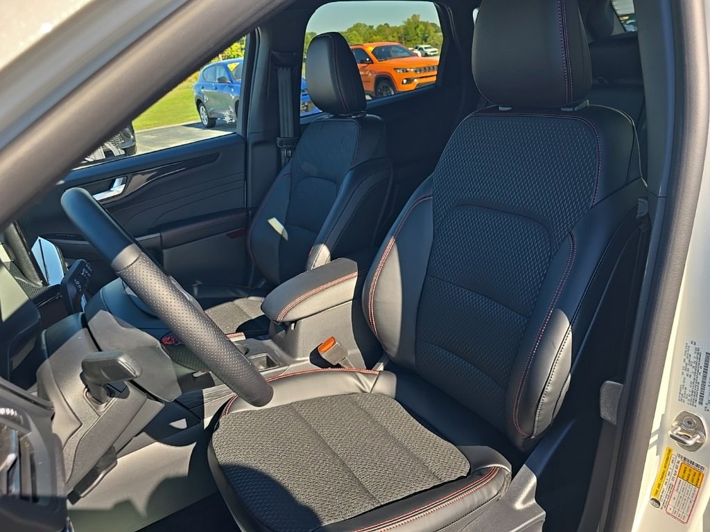 New 2026 Ford Escape ST-Line Select image 18