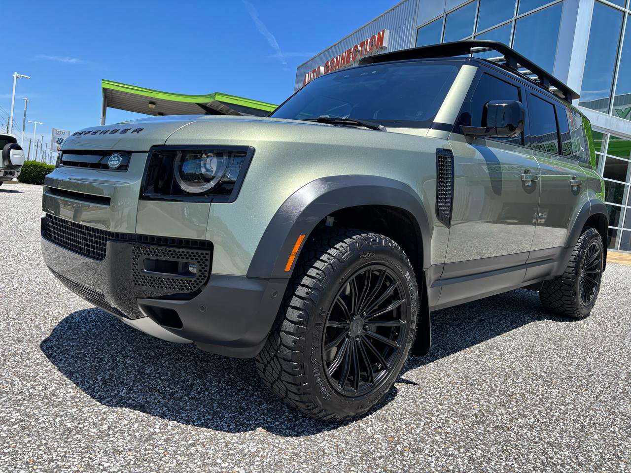 Used 2020 Land Rover Defender 110 SE AWD/4WD image 9