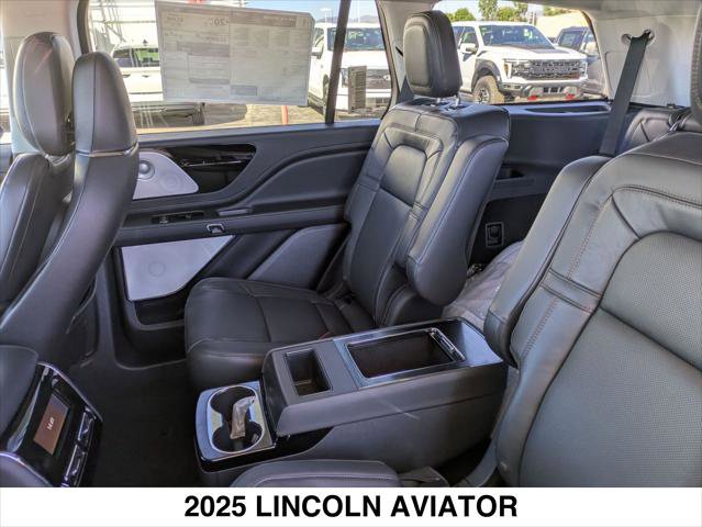 New 2025 Lincoln Aviator Reserve w/ Equipment Group 201A image 13