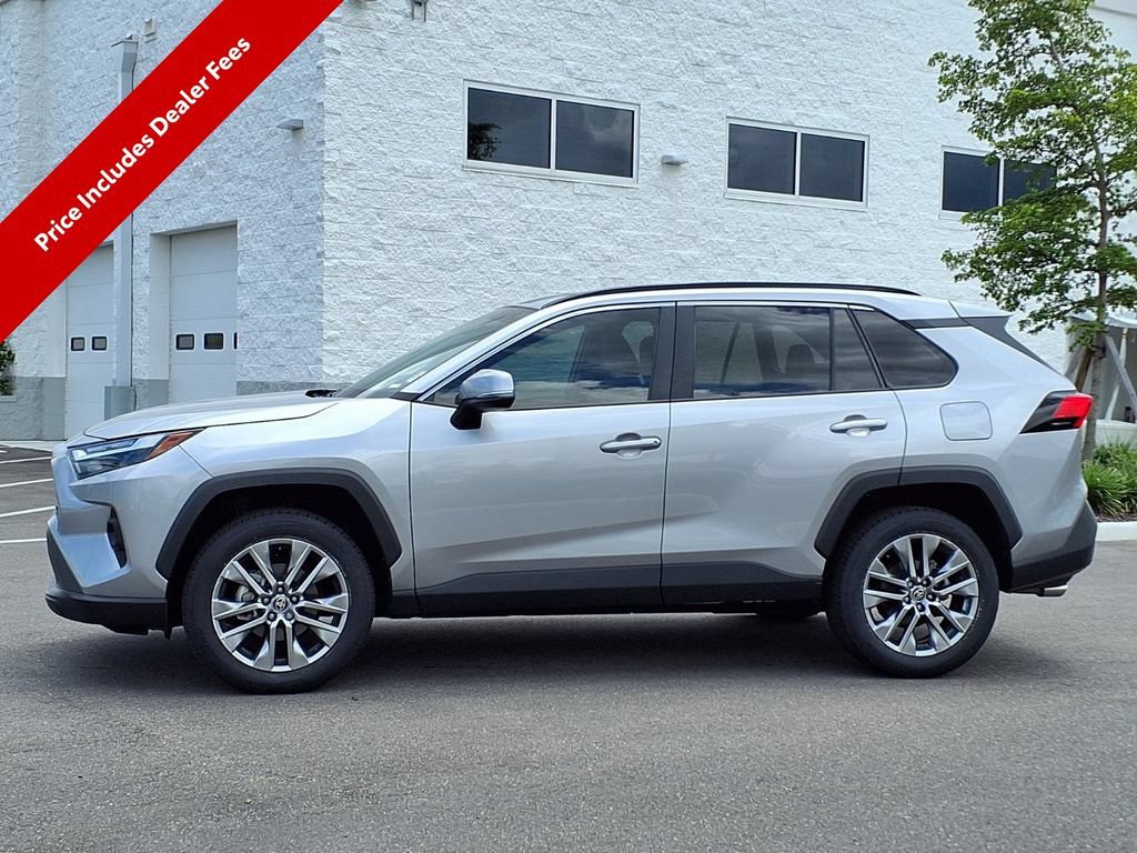 Used 2023 Toyota RAV4 XLE Premium FWD image 4