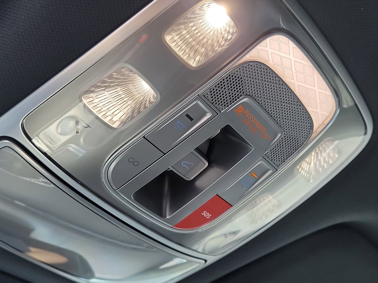 Used 2025 Genesis GV70 2.5T Sport Prestige w/ Sport Prestige Package image 24