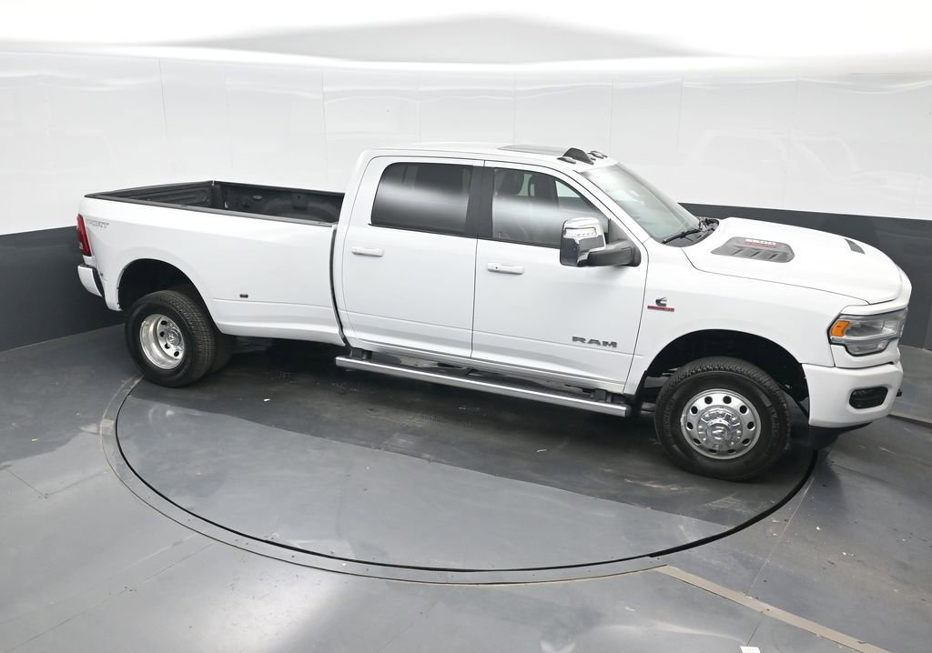 Used 2023 RAM 3500 Laramie image 34