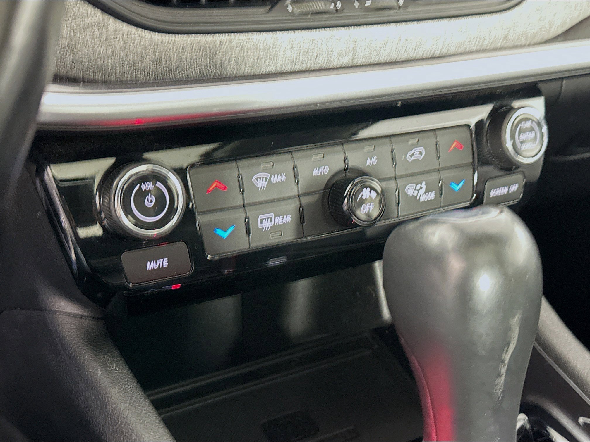 Used 2022 Jeep Compass Latitude w/ Sun and Sound Group image 23