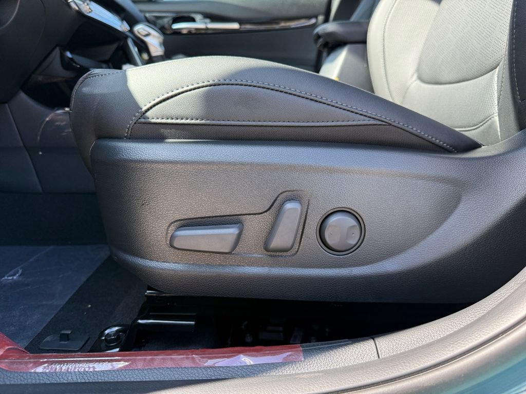 New 2026 Kia Seltos SX image 16