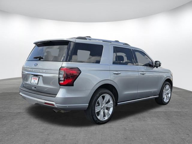 Used 2024 Ford Expedition Platinum image 4