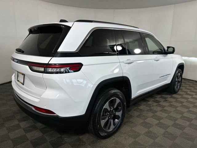 Used 2022 Jeep Grand Cherokee Limited 4xe w/ Luxury Tech Group II image 3