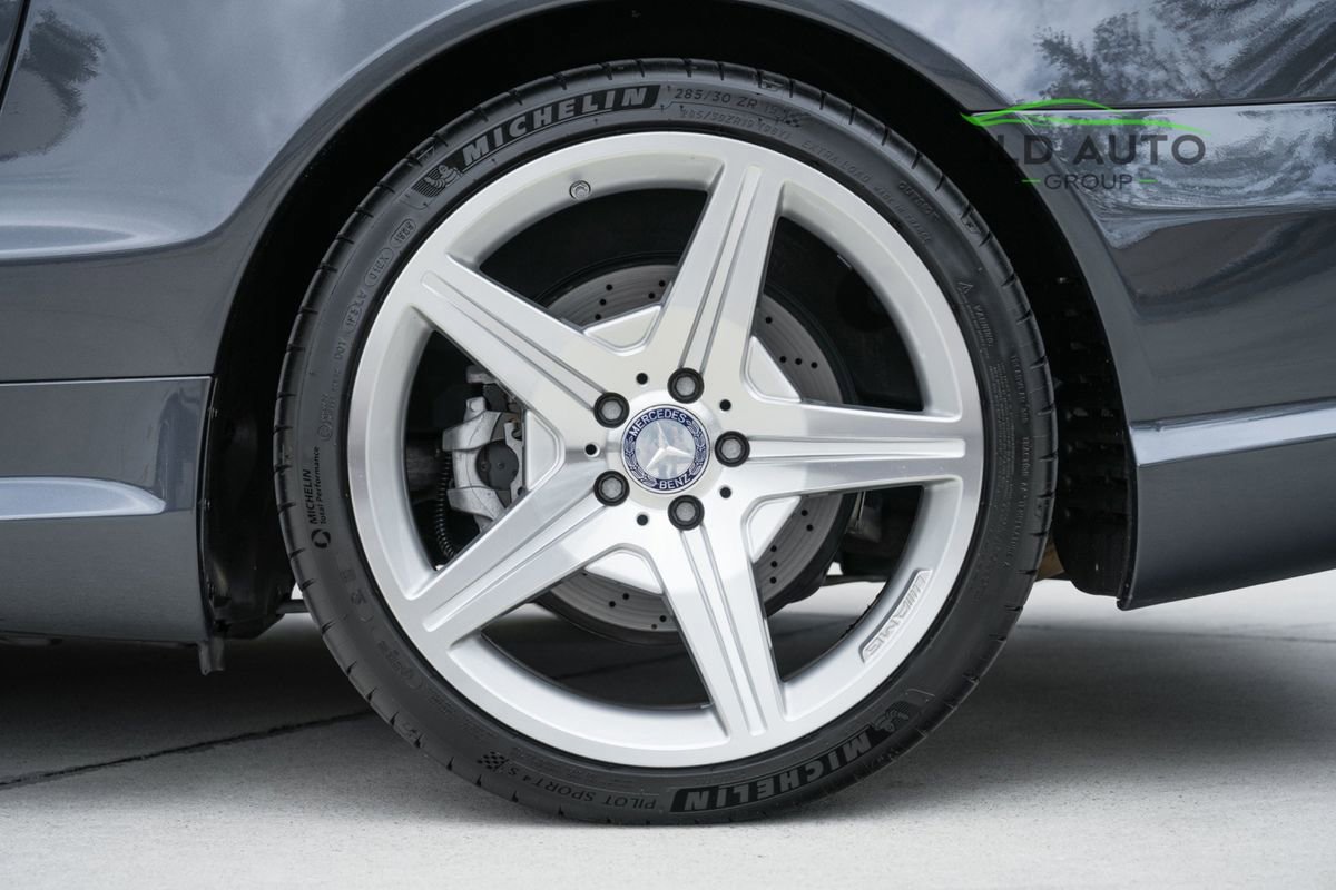 Used 2012 Mercedes-Benz SL 550 image 41