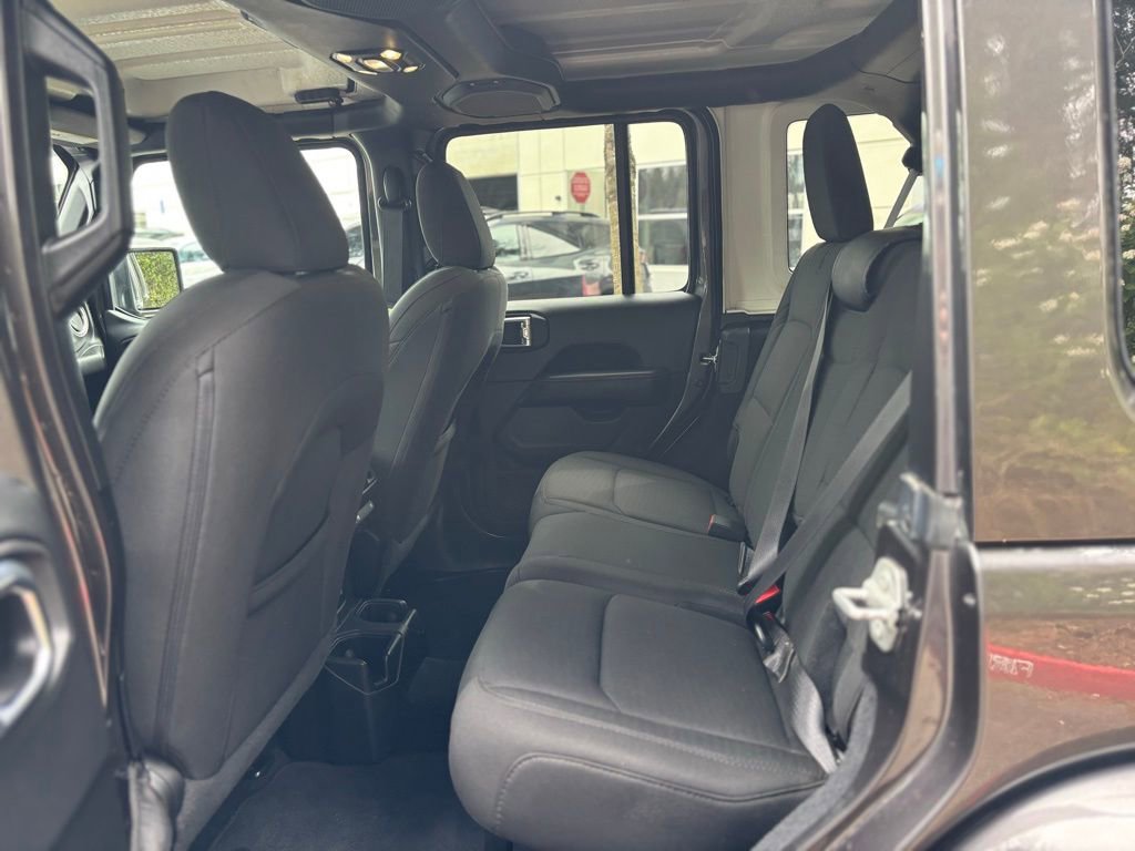 Used 2021 Jeep Wrangler Unlimited Sahara w/ Uconnect 4C Nav & Sound Group image 17