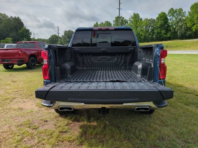 Used 2024 Chevrolet Silverado 1500 LTZ w/ Technology Package AWD/4WD image 23