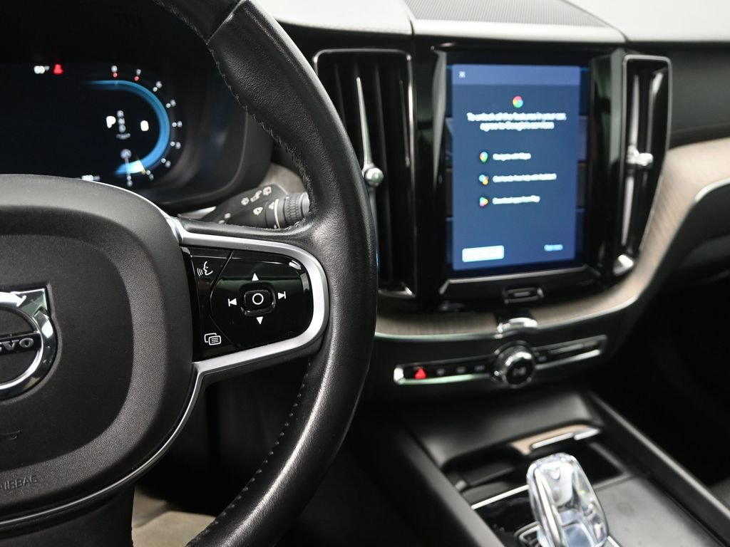 Used 2022 Volvo XC60 B6 Inscription w/ Advanced Package image 11