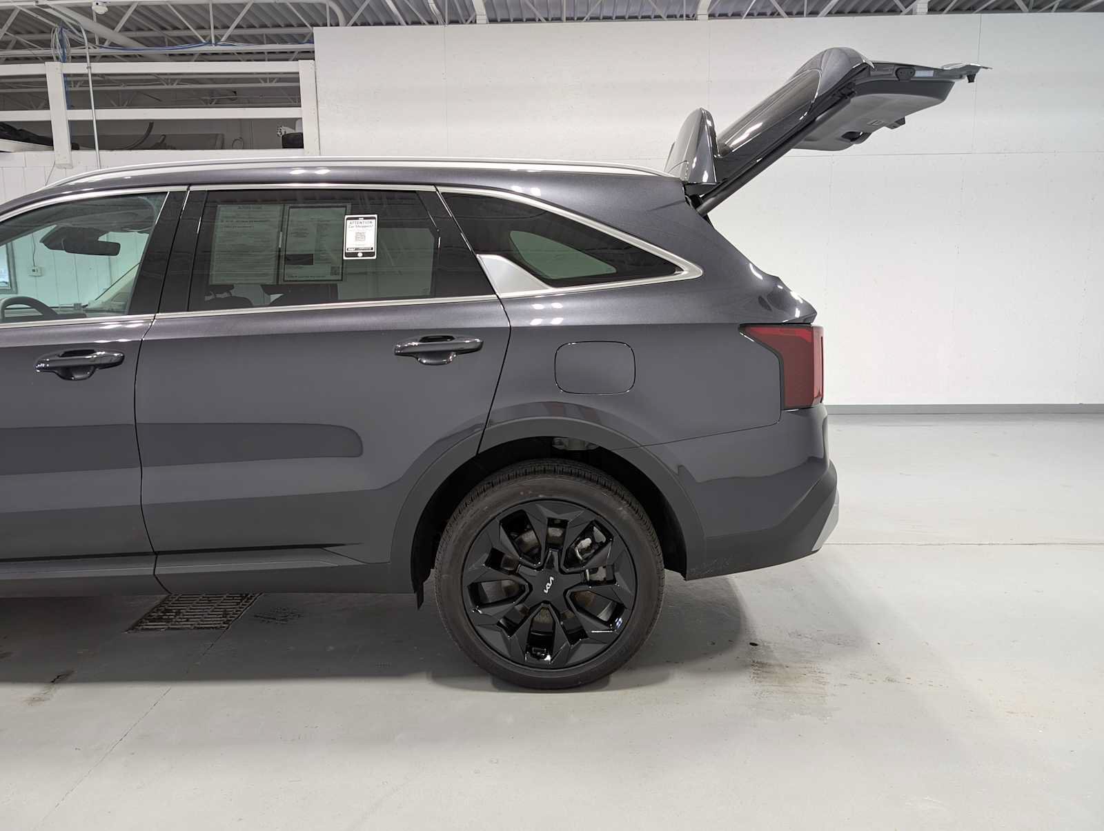 Certified 2026 Kia Sorento EX AWD/4WD image 11