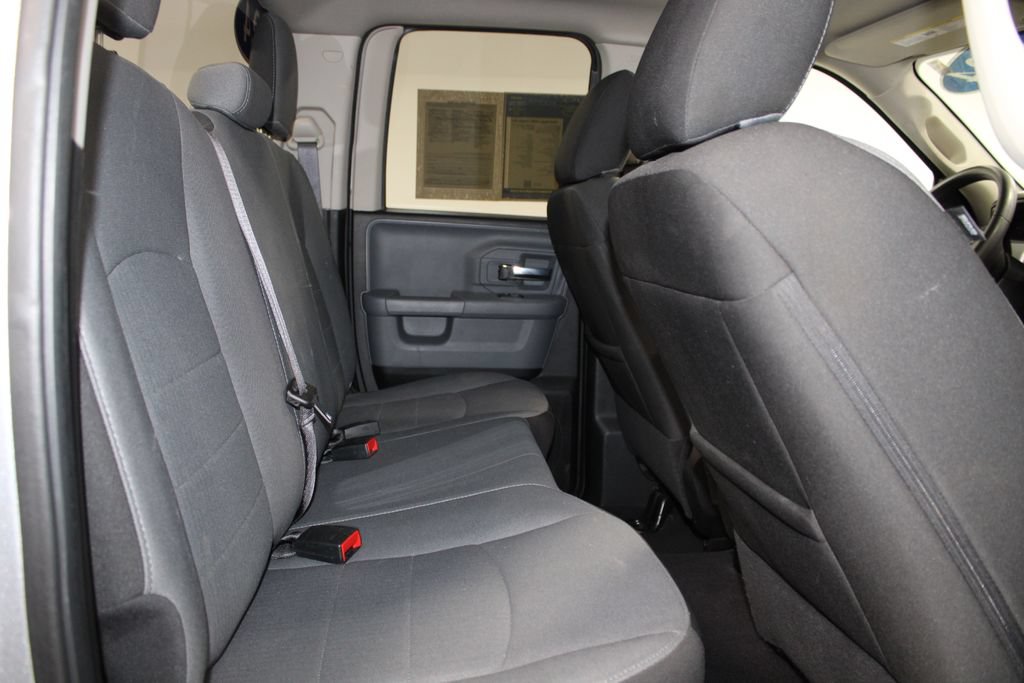Used 2024 RAM 1500 Classic SLT AWD/4WD image 27