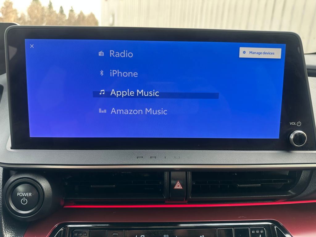 Used 2024 Toyota Prius Prime FWD image 5