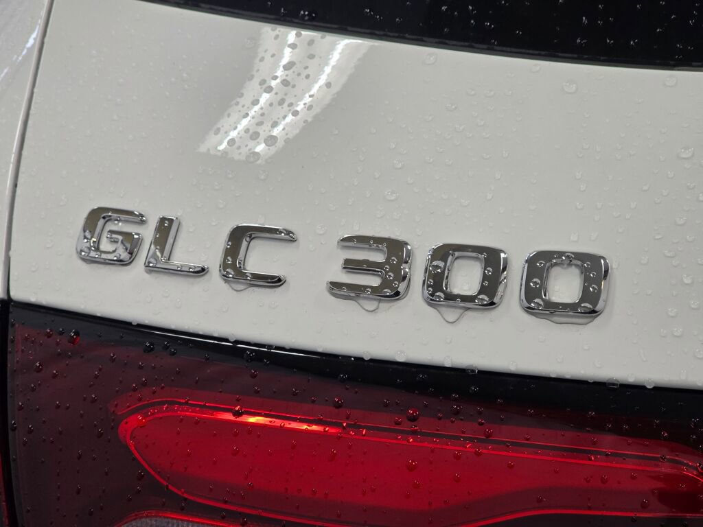 New 2026 Mercedes-Benz GLC 300 4MATIC image 33
