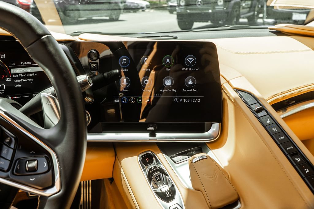 Used 2022 Chevrolet Corvette Stingray Premium Cpe w/ Z51 Performance Package RWD image 18