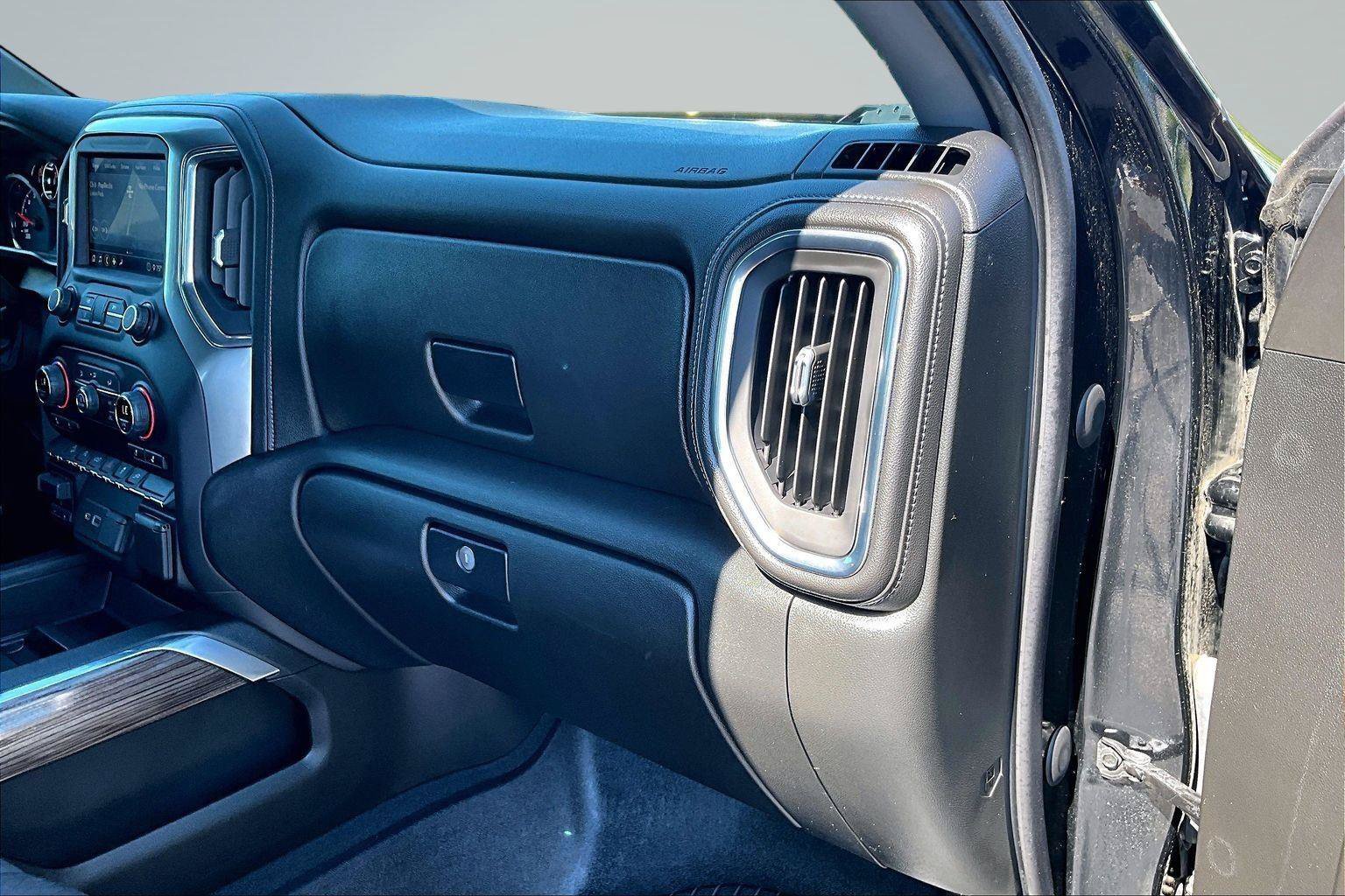 Used 2020 Chevrolet Silverado 1500 RST AWD/4WD image 18