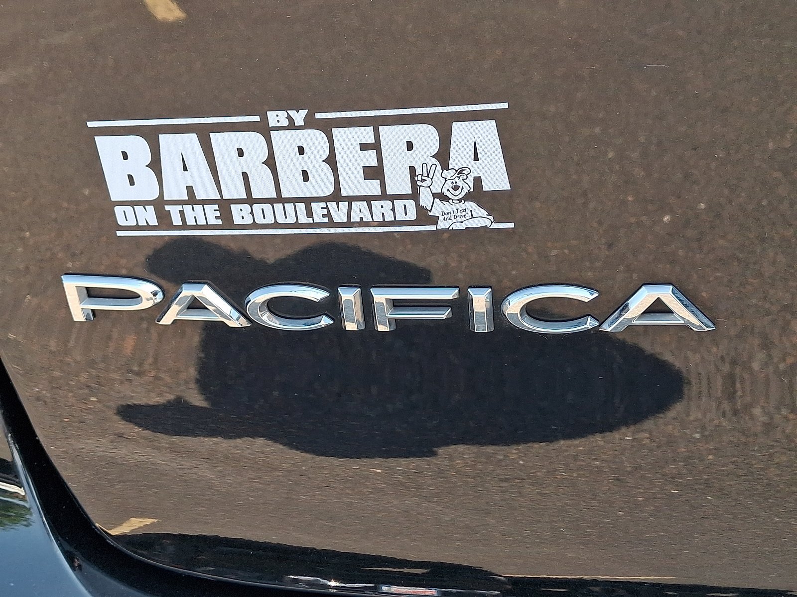 Used 2024 Chrysler Pacifica Touring-L FWD image 30