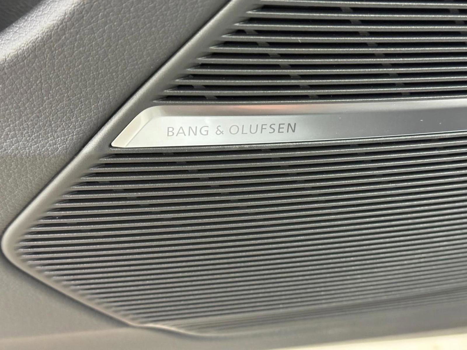 New 2026 Audi SQ8 Prestige image 28