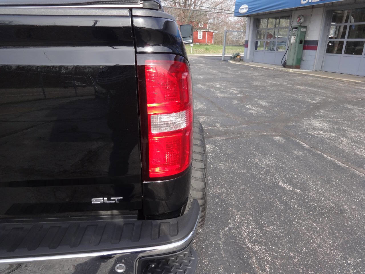 Used 2014 GMC Sierra 1500 SLT w/ SLT Crew Cab Value Package image 9