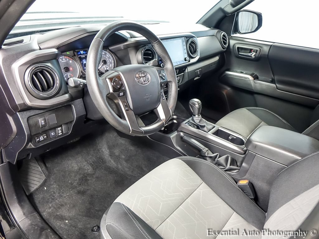 Used 2023 Toyota Tacoma TRD Sport AWD/4WD image 11