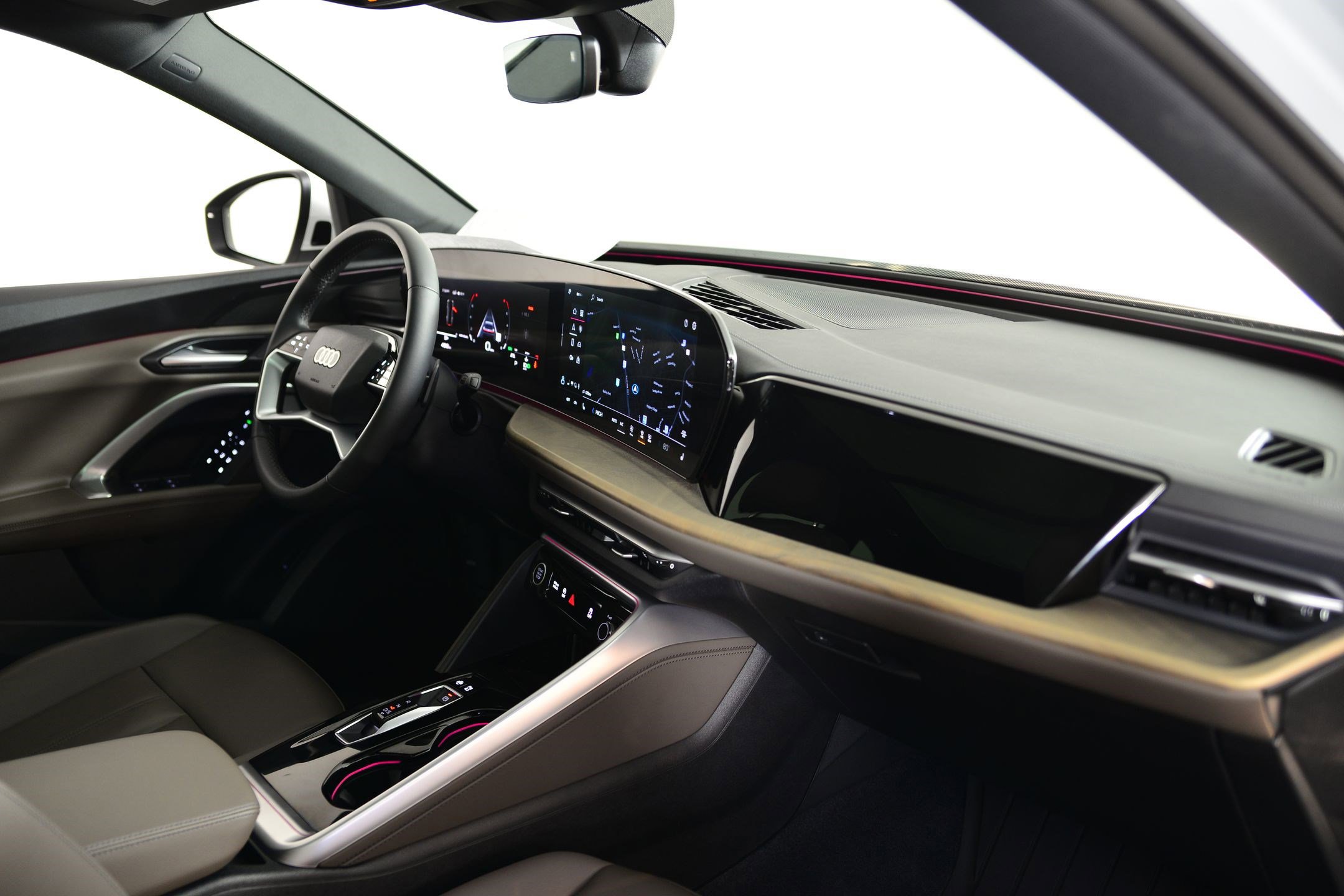 Certified 2025 Audi Q5 Premium w/ Convenience Package image 19