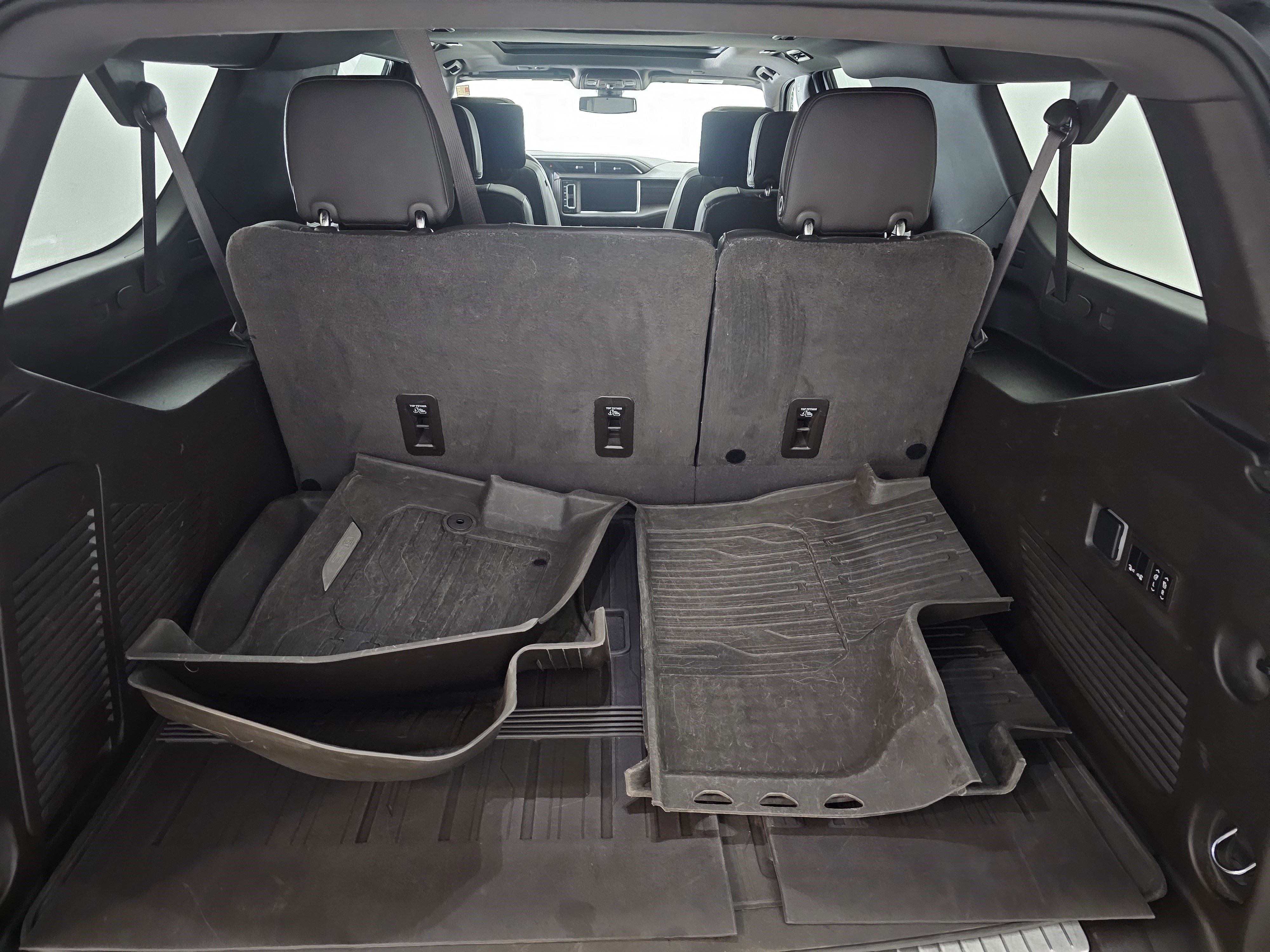 Used 2021 GMC Yukon XL Denali image 19