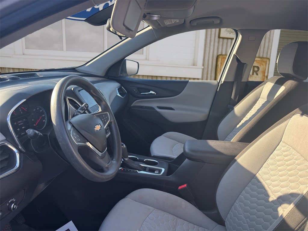 Used 2019 Chevrolet Equinox LS w/ LS Convenience Package image 19
