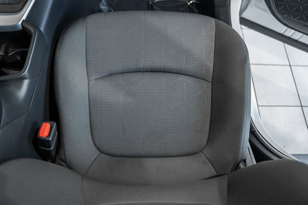 Used 2025 Toyota RAV4 XLE image 27