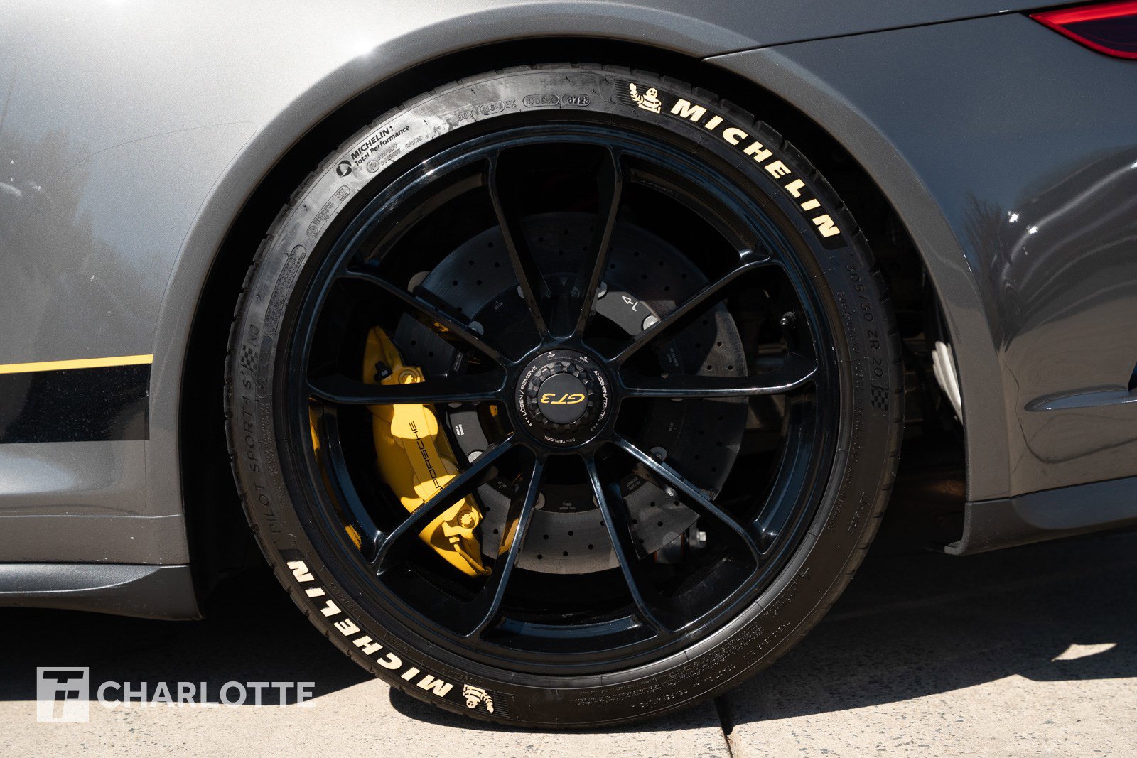 Used 2019 Porsche 911 GT3 image 9