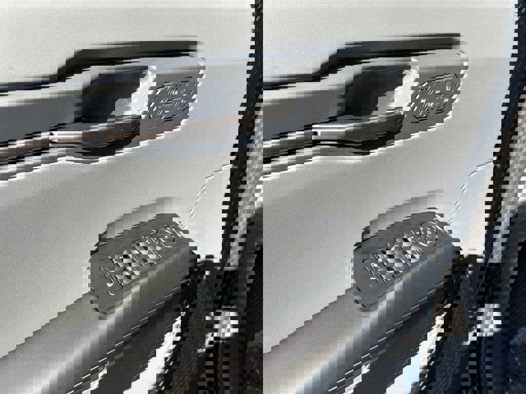 New 2026 Kia EV9 Wind image 19