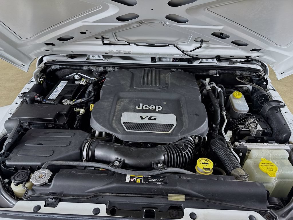 Used 2018 Jeep Wrangler Unlimited Sport AWD/4WD image 23