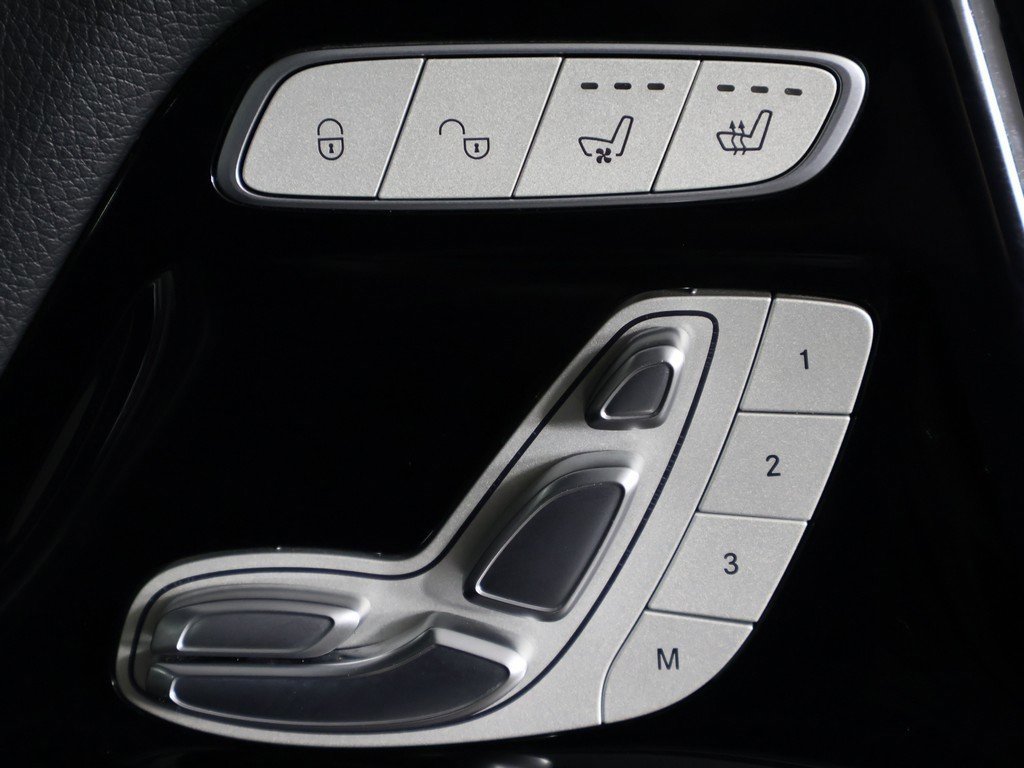 Used 2019 Mercedes-Benz G 63 AMG G 63 AMG w/ Seat Comfort Package image 41