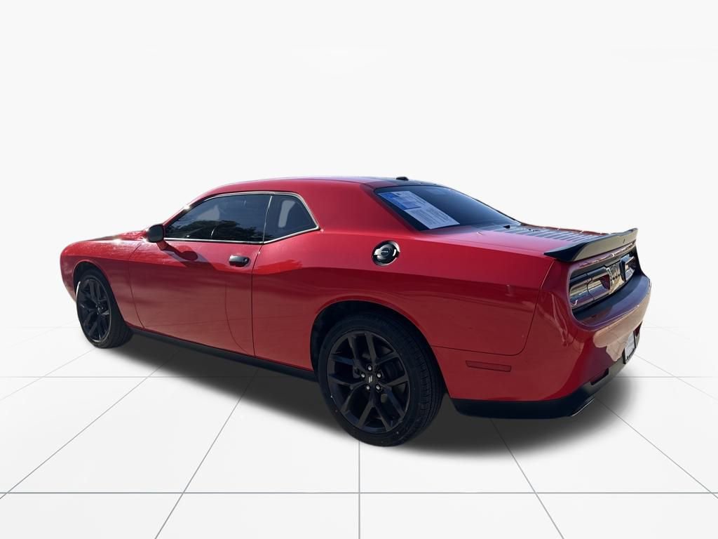 Used 2021 Dodge Challenger SXT w/ Blacktop Package image 6