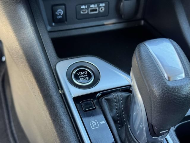 Used 2024 Nissan Sentra SV FWD image 23