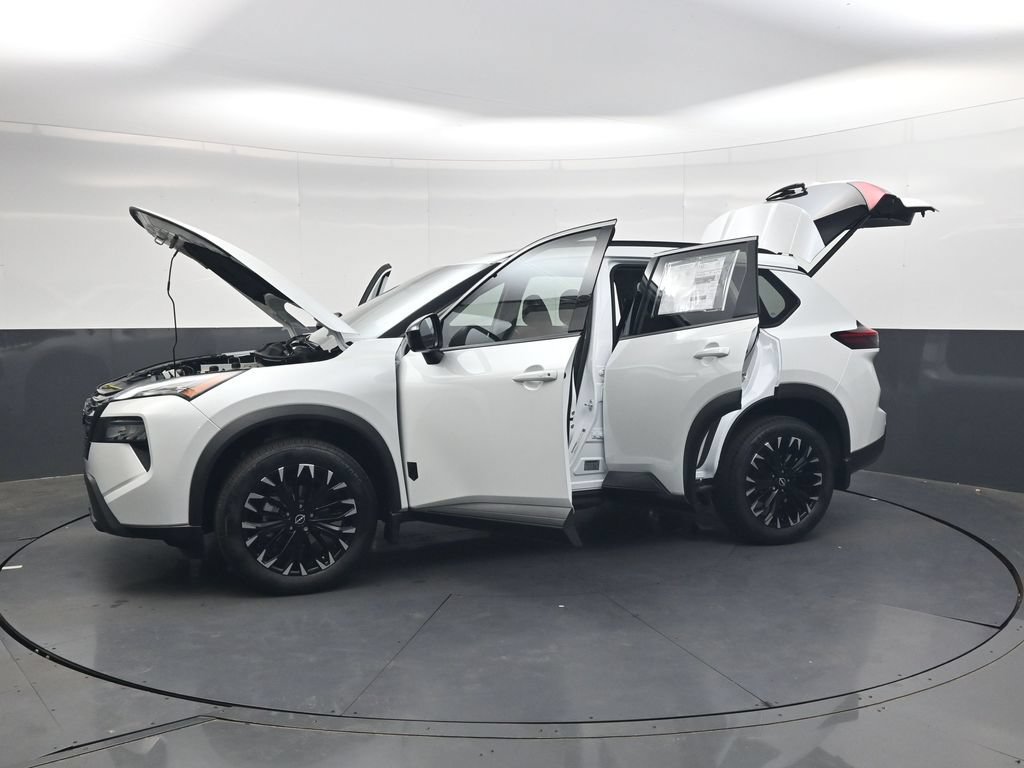 New 2026 Nissan Rogue Dark Armor FWD image 37