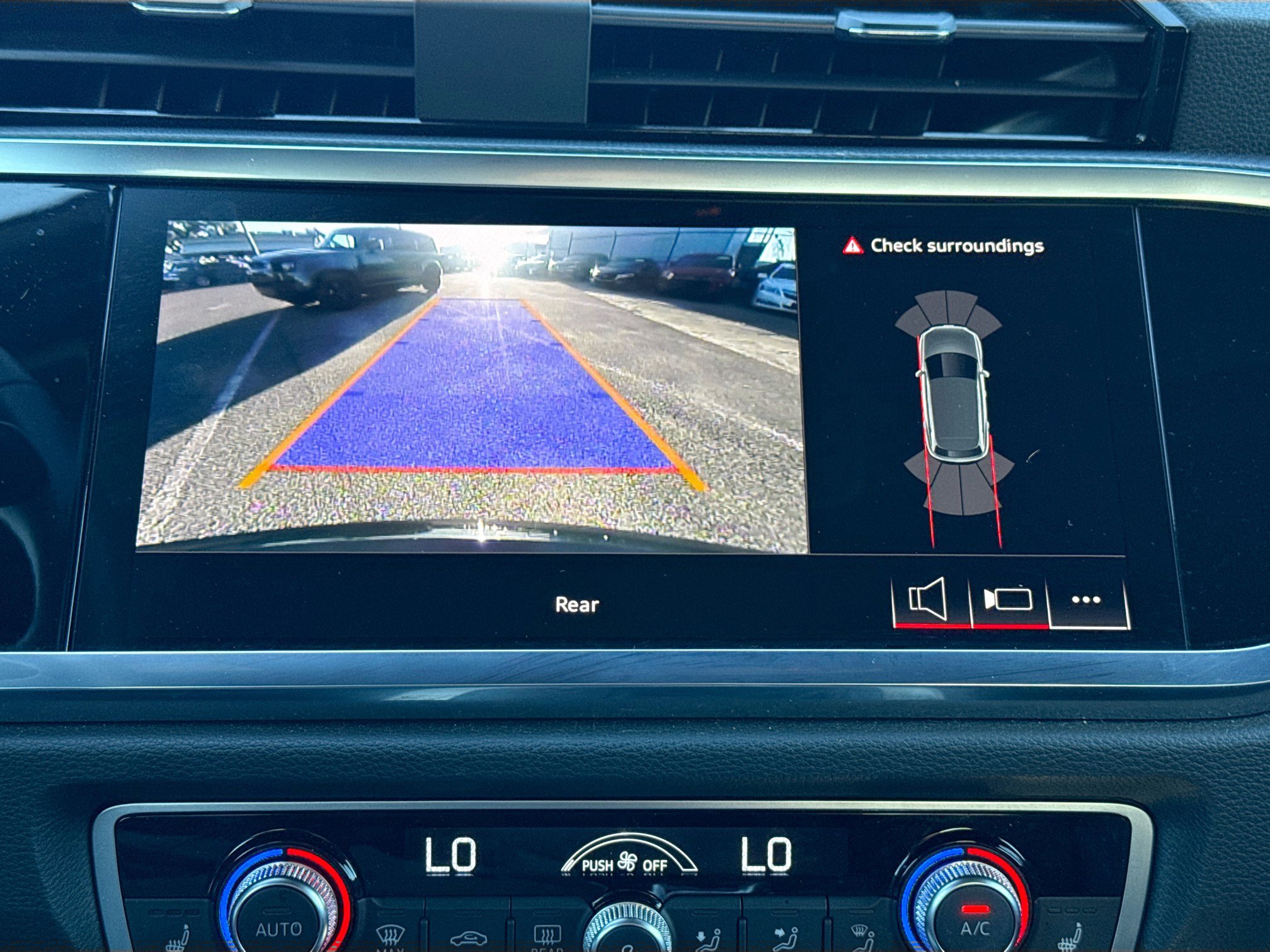 Certified 2025 Audi Q3 2.0T Premium image 32