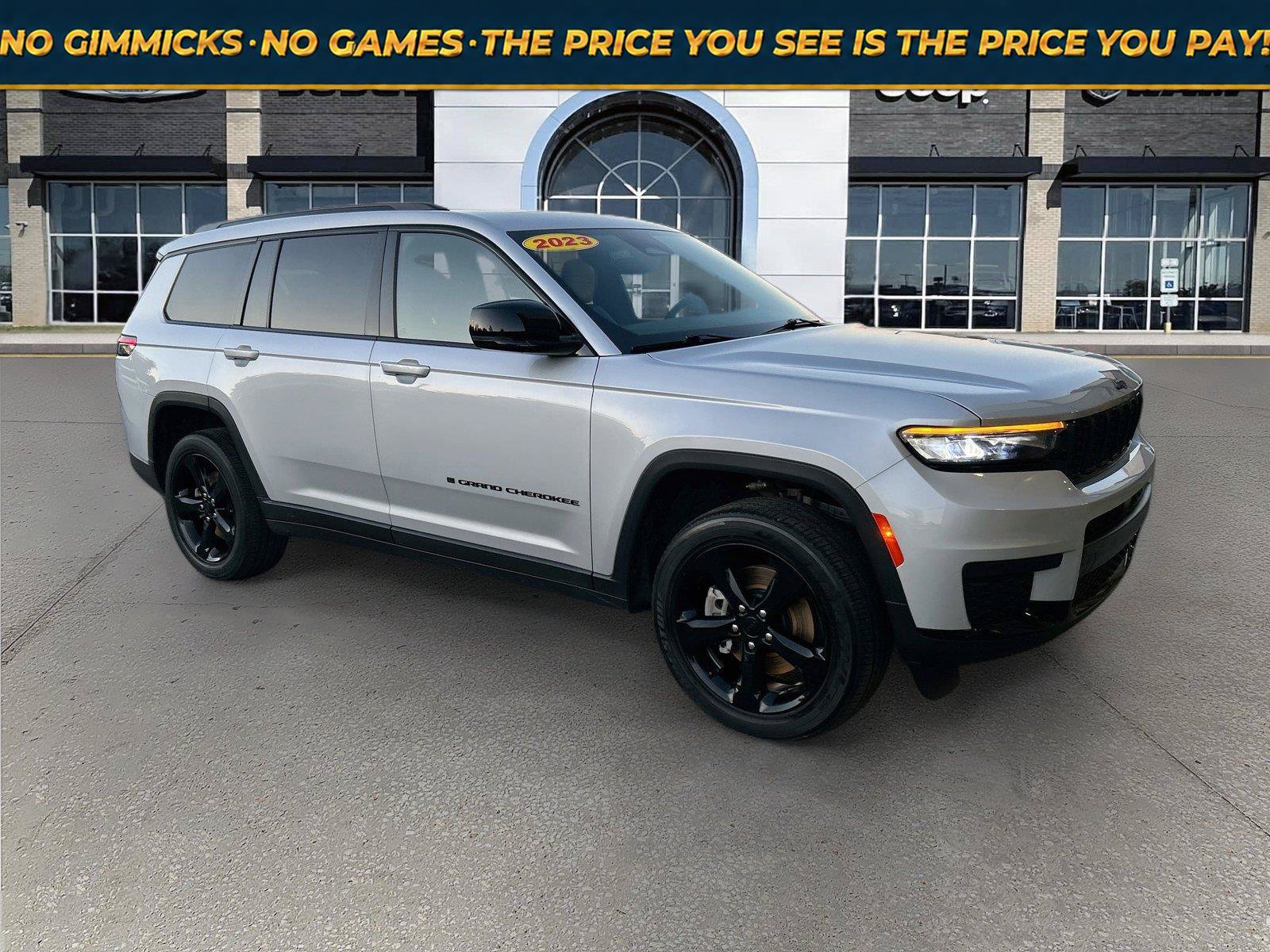 Used 2023 Jeep Grand Cherokee L Laredo