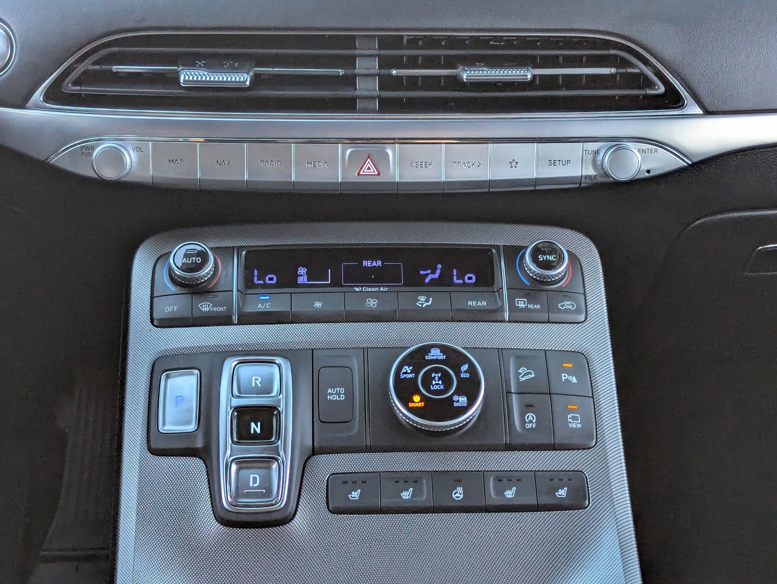 Used 2020 Hyundai Palisade Limited image 21