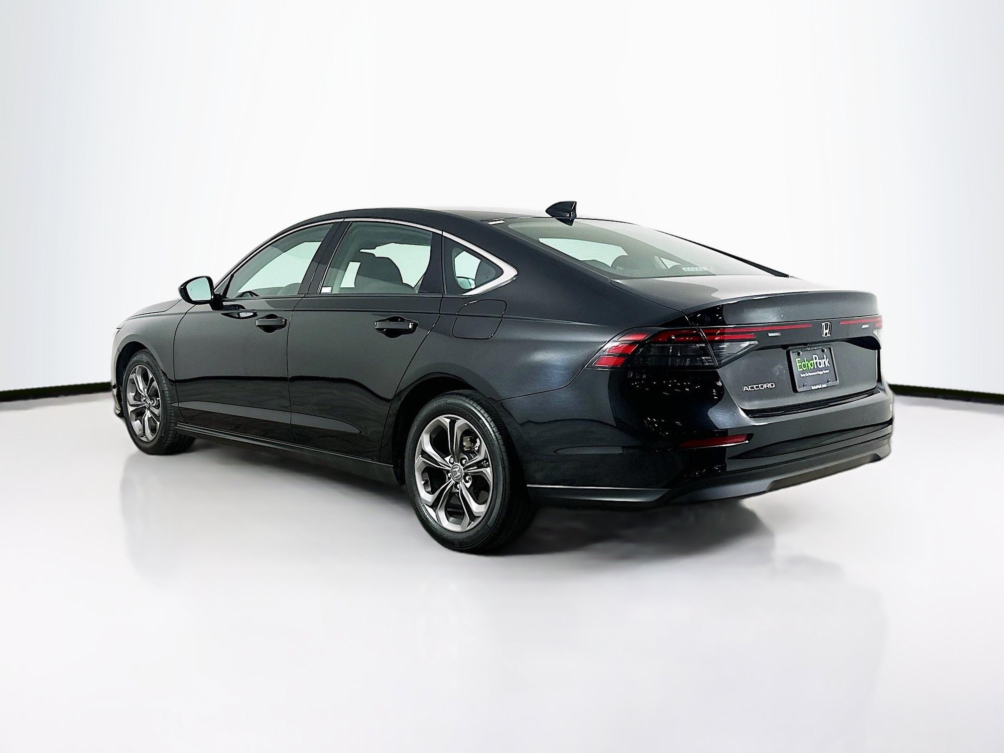 Used 2024 Honda Accord EX image 5