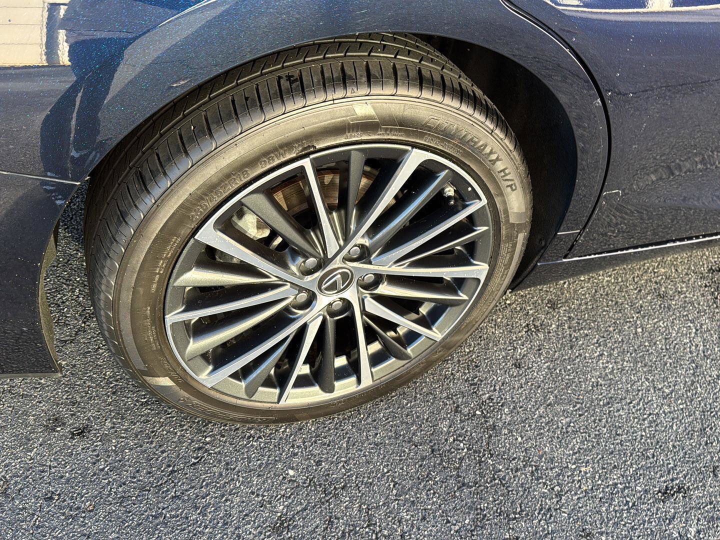 Certified 2022 Lexus ES 350 w/ Premium Package image 33