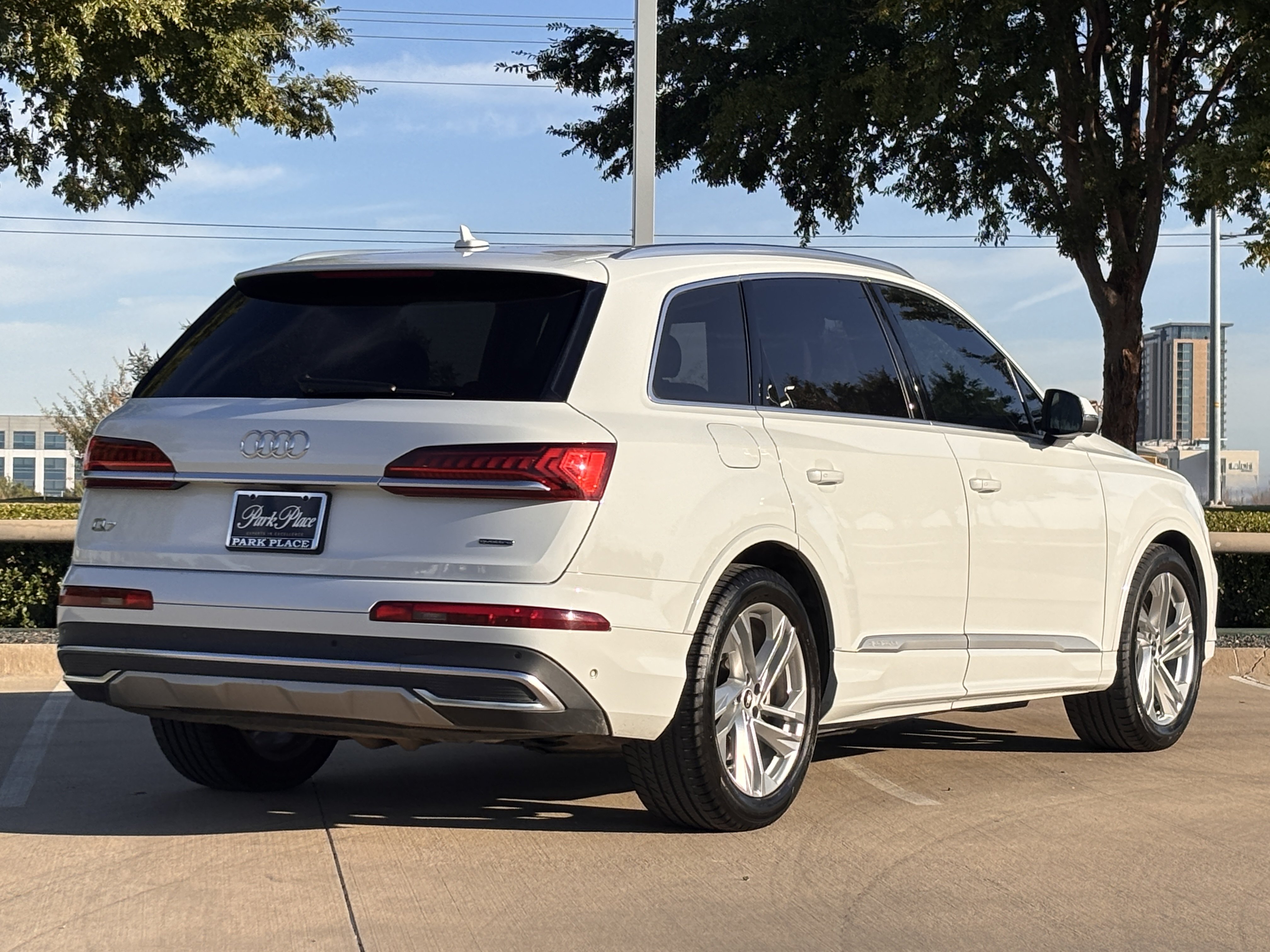 Used 2022 Audi Q7 3.0T Prestige AWD/4WD image 7