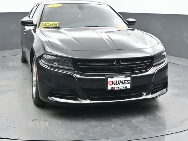 Used 2022 Dodge Charger SXT w/ Cold Weather Package image 4