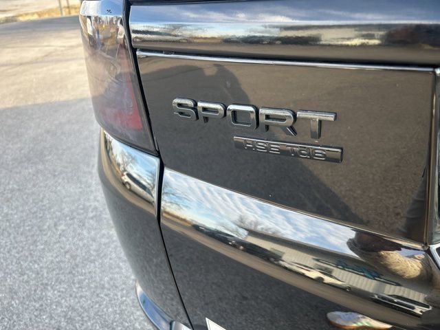Used 2018 Land Rover Range Rover Sport HSE image 12