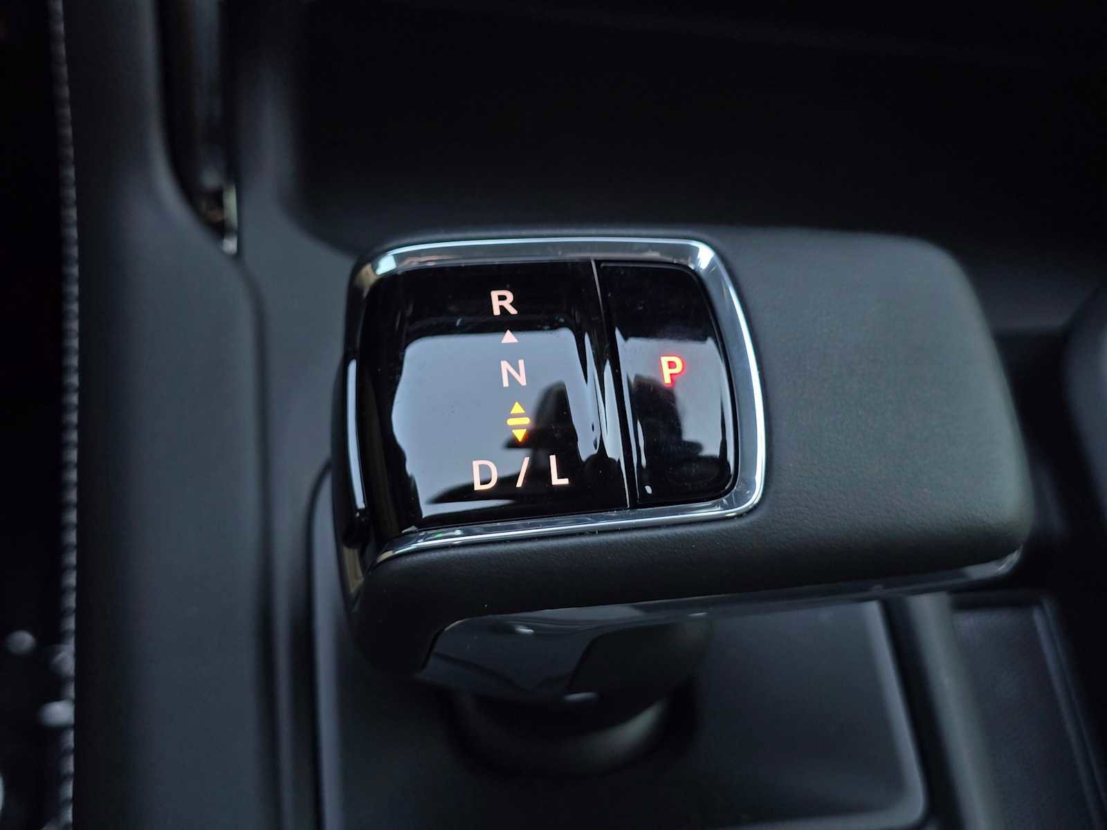 Used 2025 GMC Sierra 1500 AT4X image 35