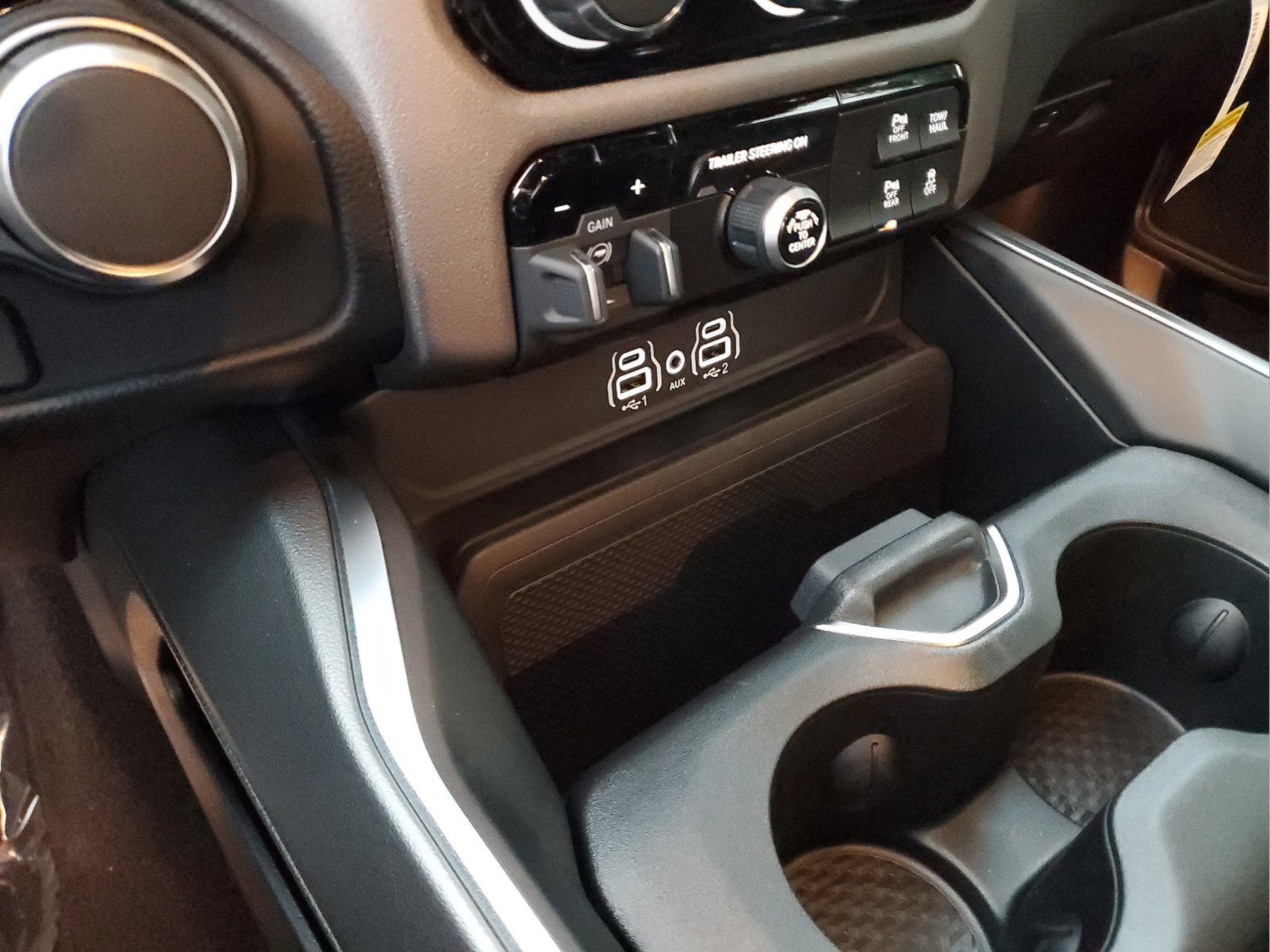 New 2026 RAM 1500 Big Horn AWD/4WD image 18