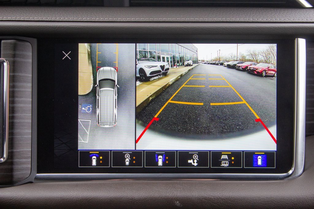 Used 2023 GMC Yukon Denali w/ LPO, Floor Liner Package image 18