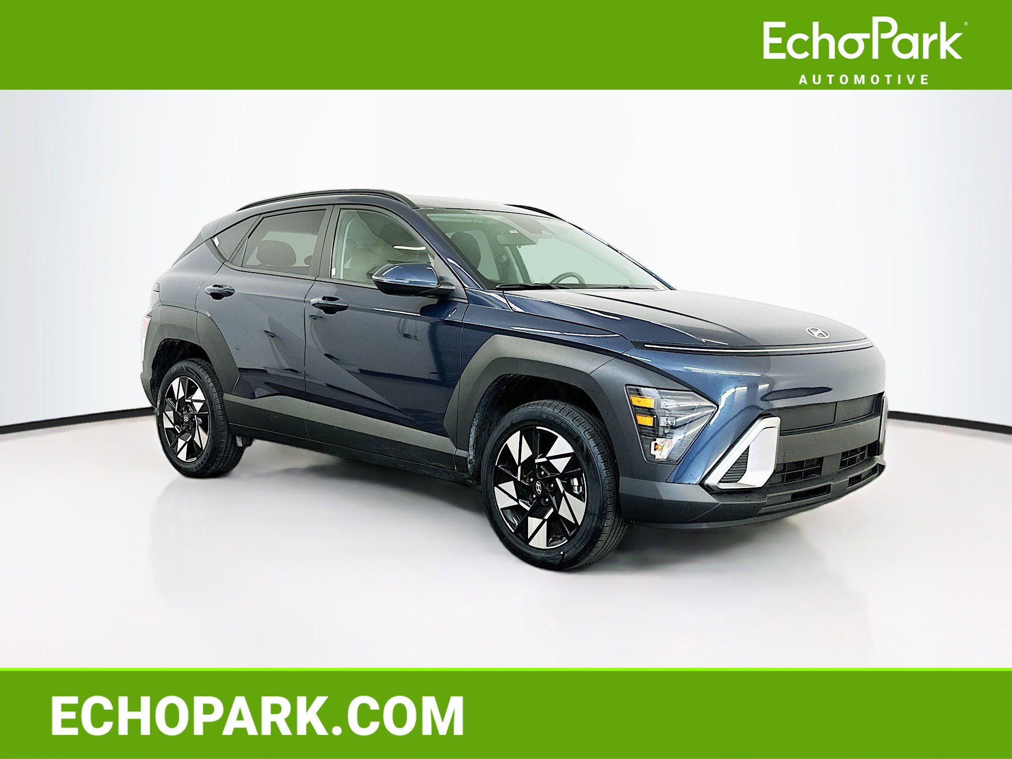 Used 2025 Hyundai Kona SEL image 1